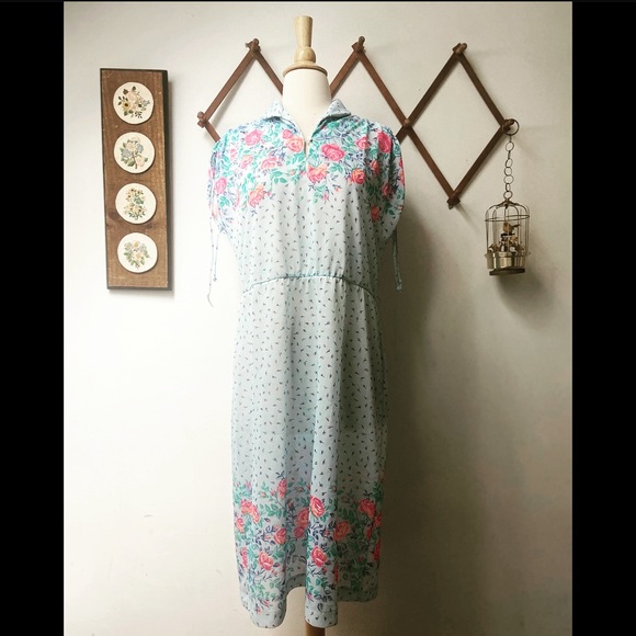 1970s Floral Day Dress